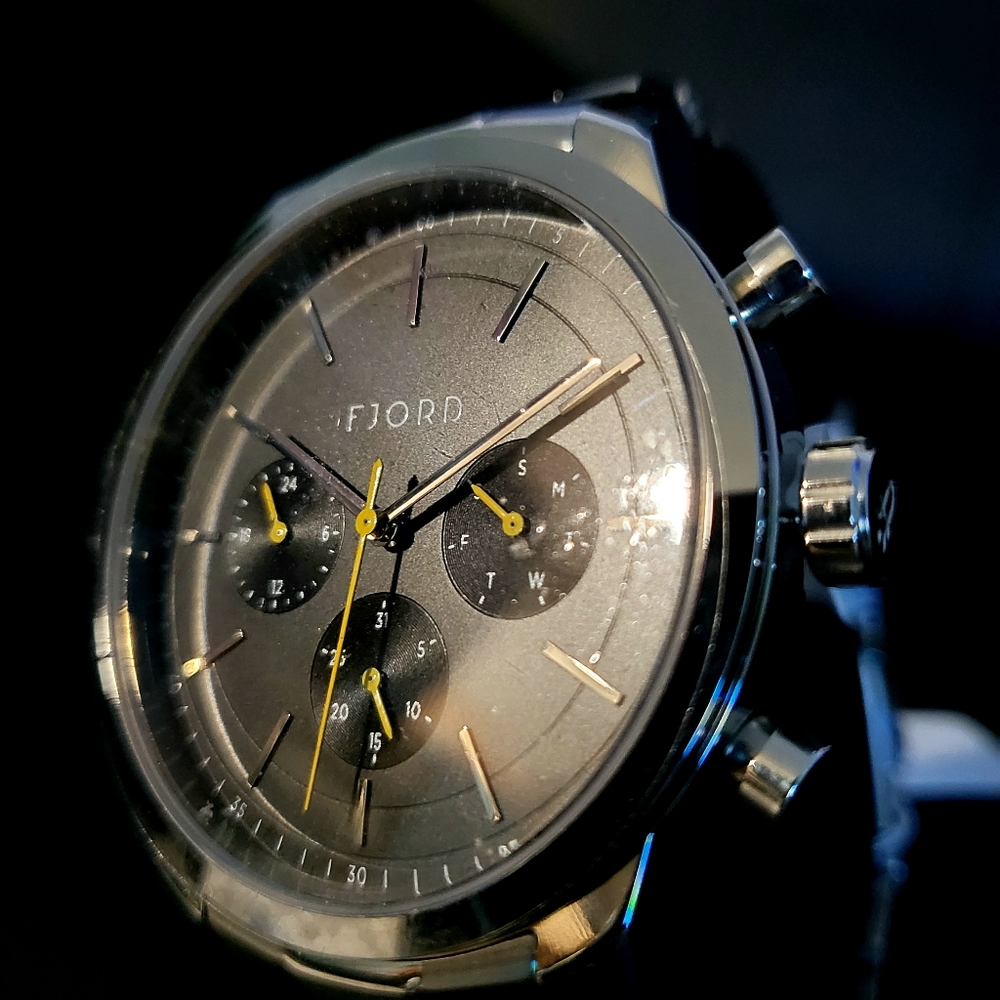 🌟 FJORD Petr Multfunction Watch - Picture 4 of 5